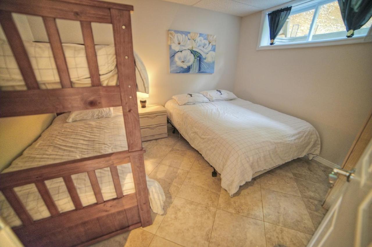 Chalet Potvin Bouchard L'Anse-Saint-Jean Ngoại thất bức ảnh
